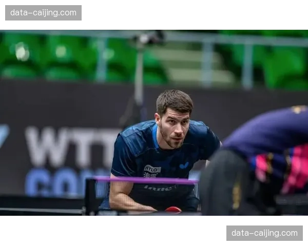 弗朗西斯卡中远台相持 德国选手防守反击打法考验耐心