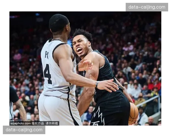 猛龙英格拉姆36分率队逆转，锋线高度优势压制太阳小个阵容